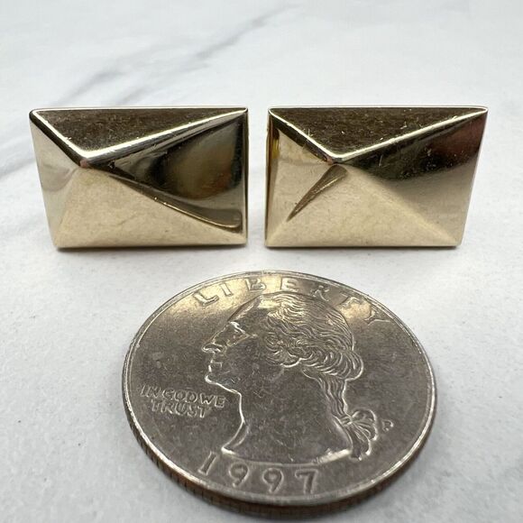 Hickok USA Vintage Gold Tone Pyramid Cufflinks - Picture 2 of 6
